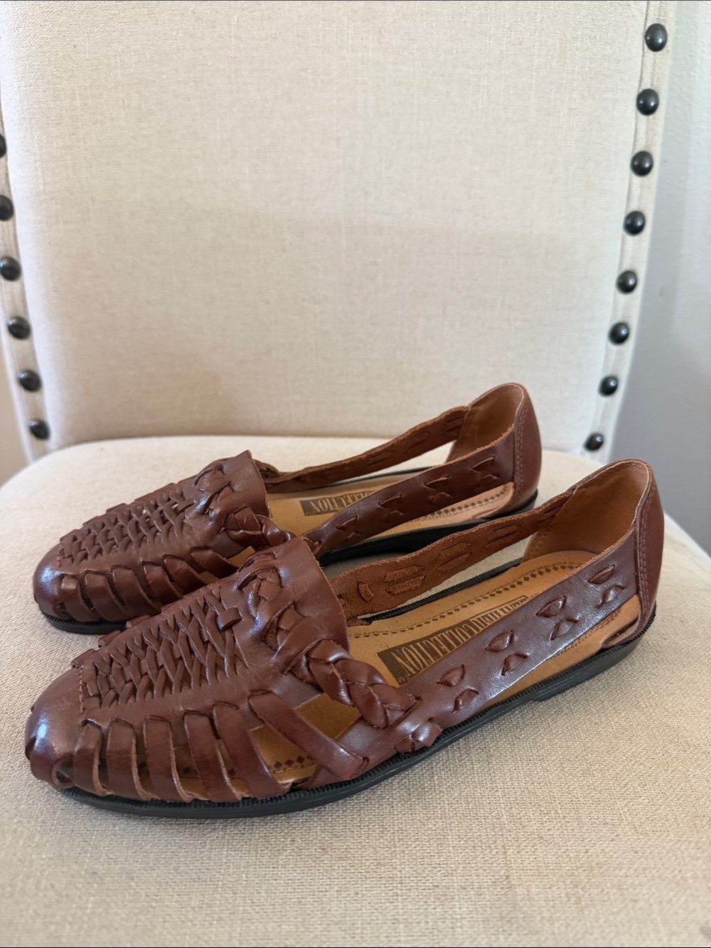 The Leather Collection Women’s Braided Leather Huarache Flats Brown Size 5.5